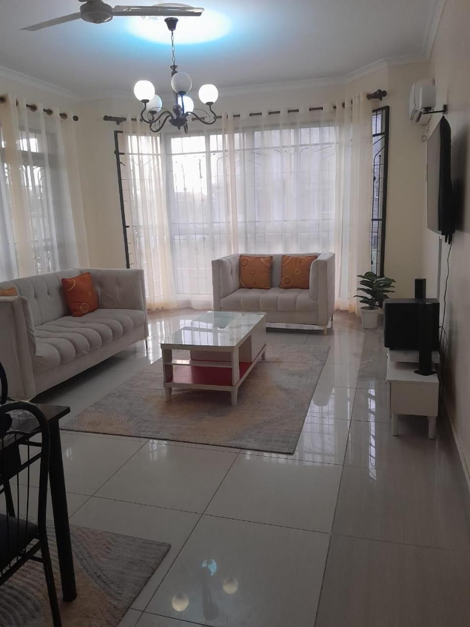 Pk Ocean Apartment Mombasa Kültér fotó